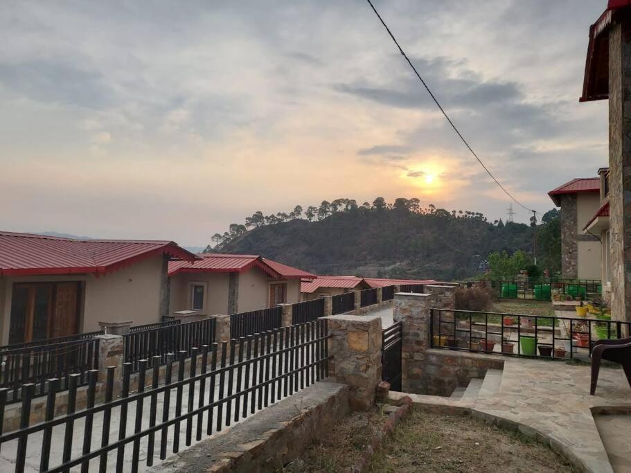 Shitlakhet Himalayan View Villa 3 Bhk מראה חיצוני תמונה